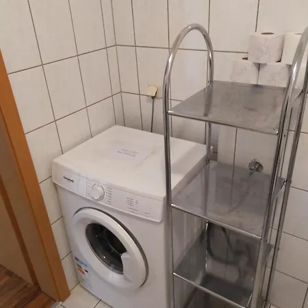 Flex Aparts - Grosse, Moeblierte In Mit 2 Zimmern Apartment *
