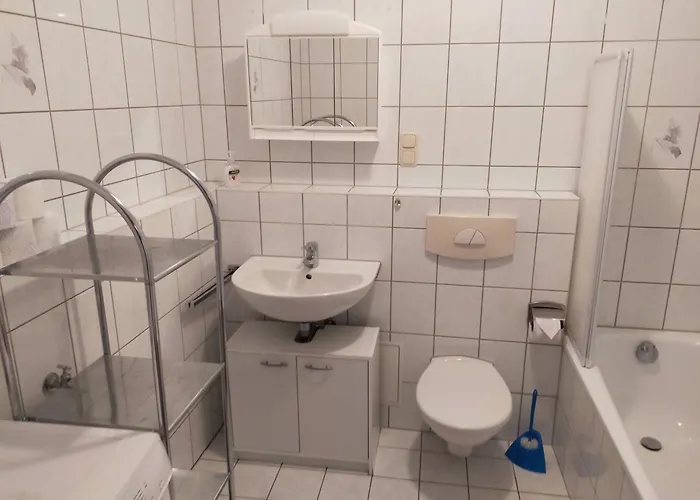 Appartement Flex Aparts - Grosse, Moeblierte In Mit 2 Zimmern Zwickau
